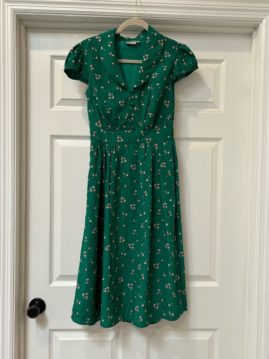 eshakti Dresses & Skirts - eShakti Green Floral Midi Dress